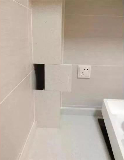 厨房燃气管外露手工遮挡,燃气管外露柜子