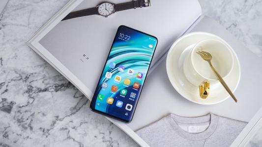 小米10至尊是曲面屏还是直面屏,小米10至尊纪念版曲面屏