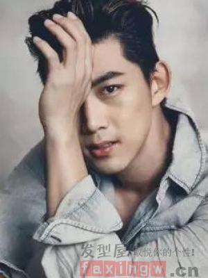 男生微分定位烫,港风发型男士定位烫
