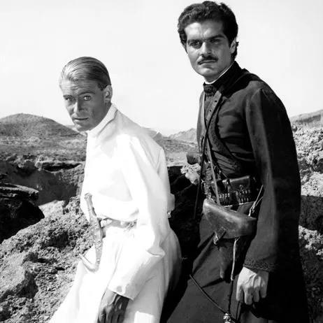 沙漠高级感走秀,沙漠走秀