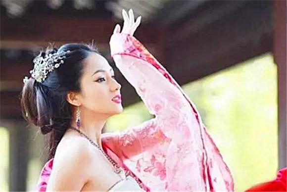 用*药春**魅惑君王的妃子，孝文帝的宠妃终是玩火*焚自**