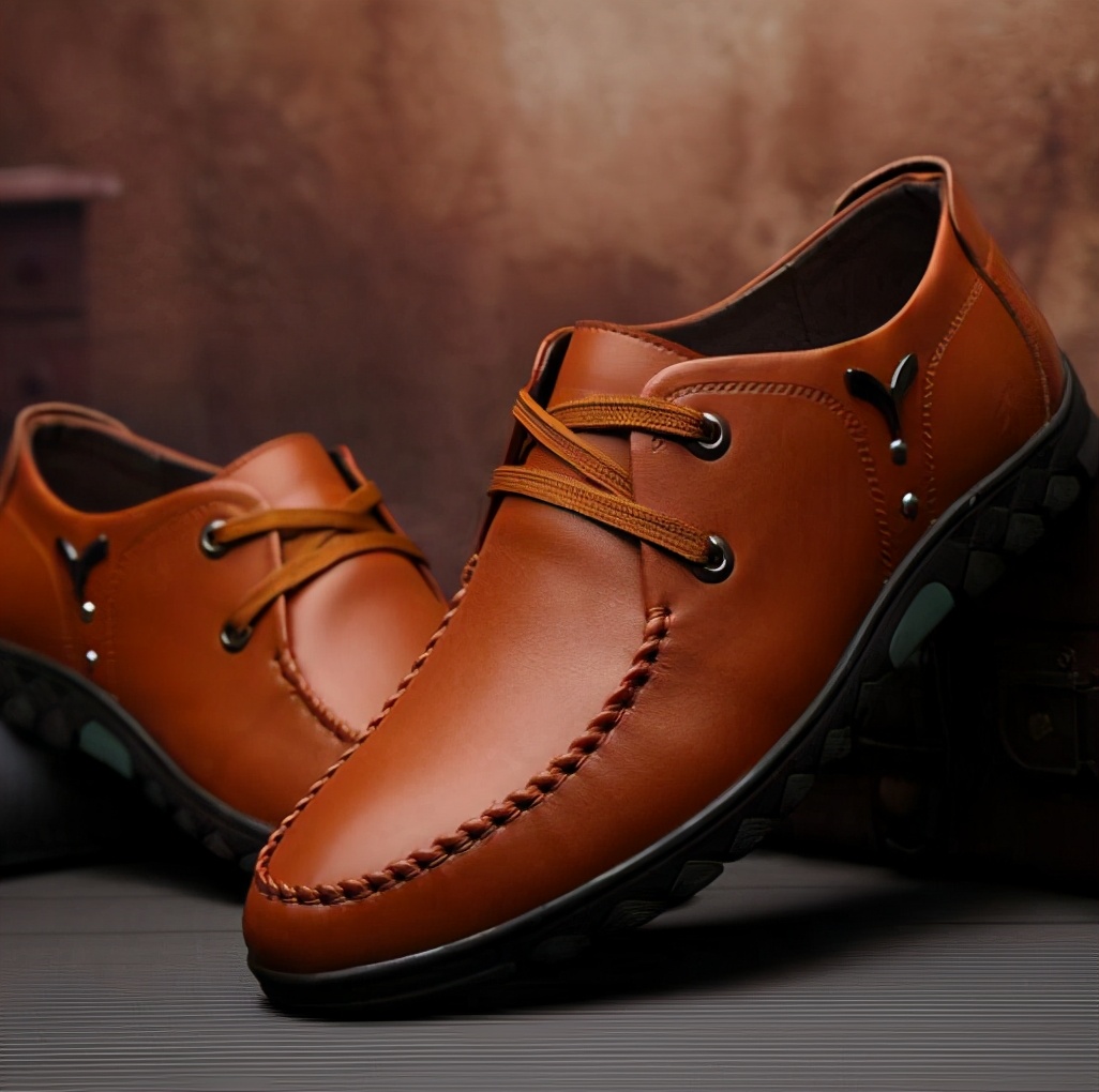 新买的皮鞋要缝线再穿吗,新皮鞋用打鞋油保养吗