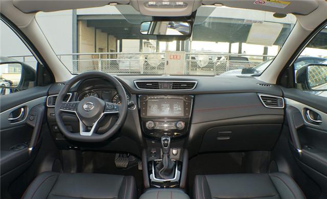 日产逍客2.0l哪个版本最值得入手,逍客1.3t和2.0l发动机哪个好