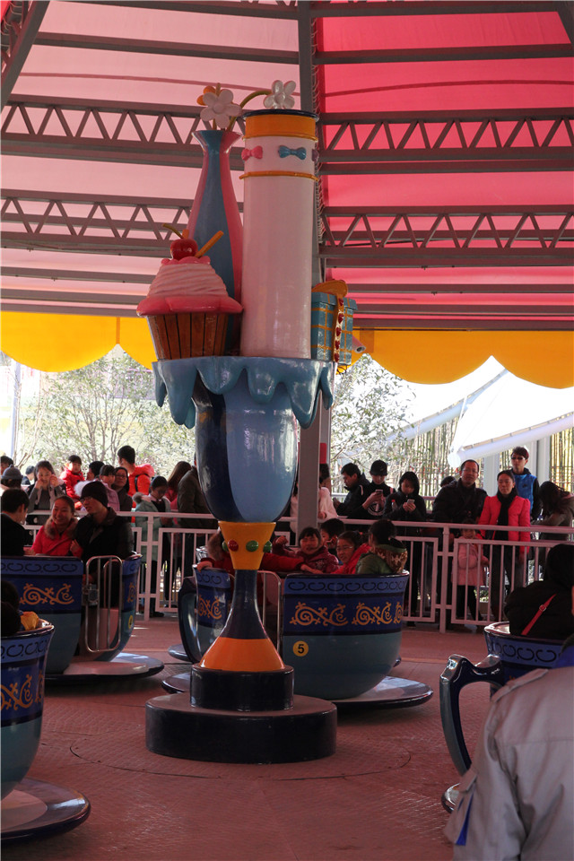 杭州公园玻璃钢雕塑工艺,杭州公园玻璃钢雕塑