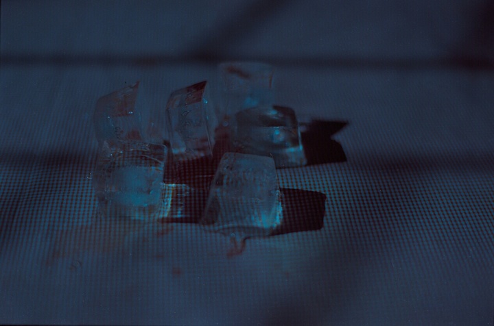 晚上失眠适合发的图片,晚上失眠看什么图片有助睡眠