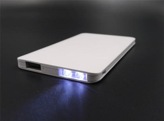 不同型号的充电宝可以相互充电吗,充电宝和充电宝相互充电会怎么样