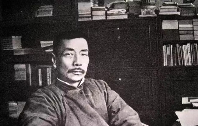 林徽因被冰心暗讽，被鲁迅骂“不纯洁”，为何她本人从不还嘴？