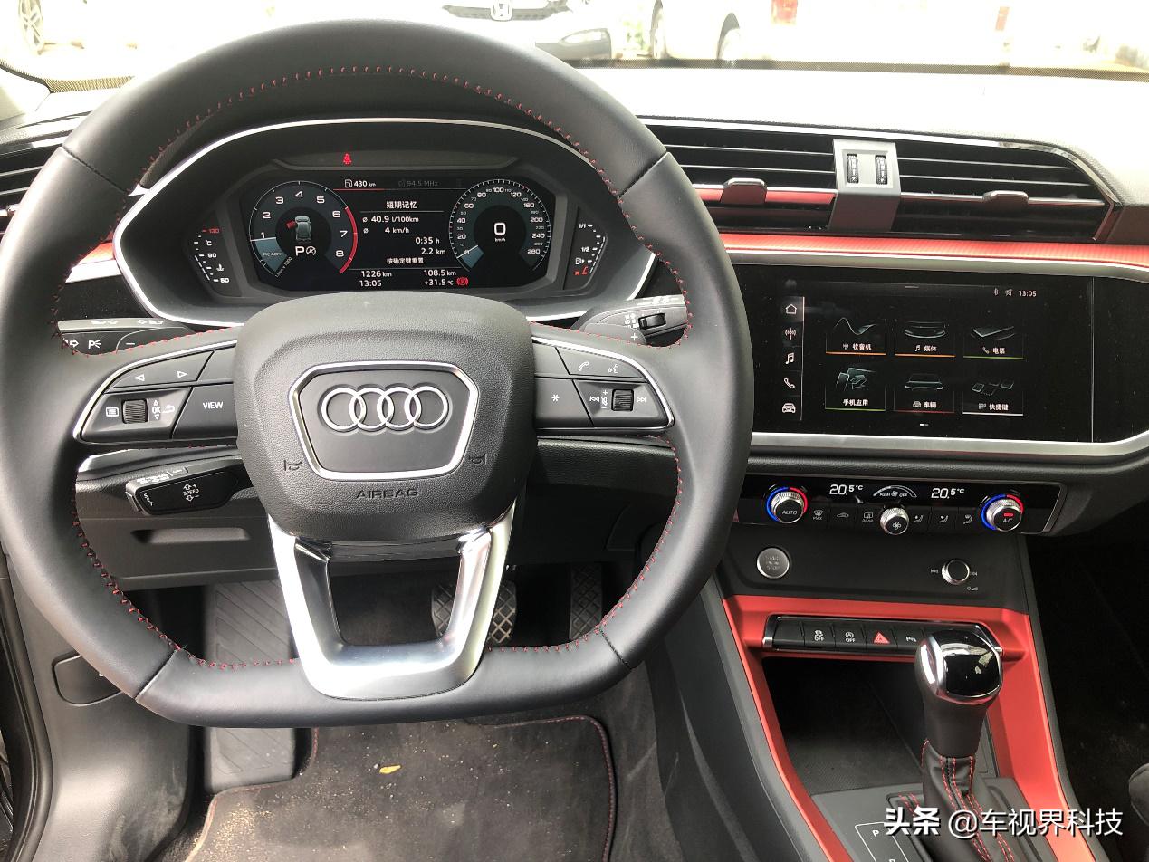 全系标配led车灯灯组,全系是led大灯的suv