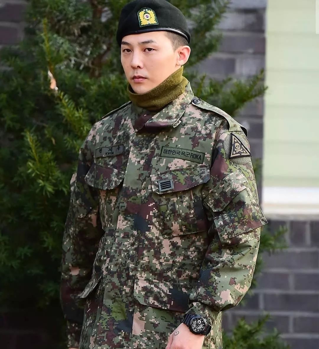 亚洲最带货的男人回归时尚圈,一双鞋炒到上万元