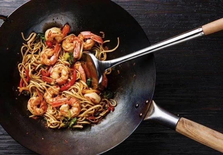 雪平锅和铸铁锅的区别,不锈钢雪平锅304加厚家用