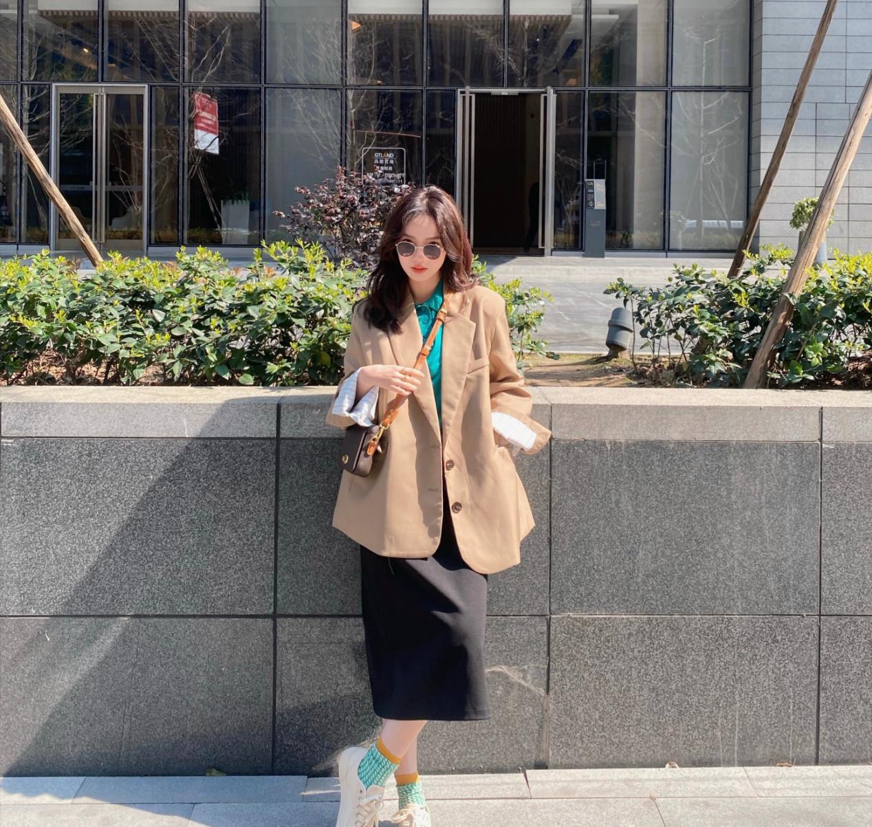 10款简约时尚的穿搭组合，轻松穿出高级感，时髦女生日常必备搭配