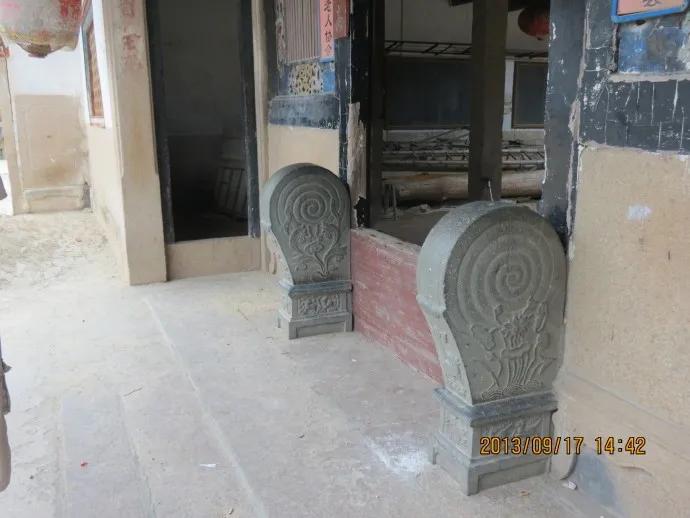 佛潭简介,佛崖石刻