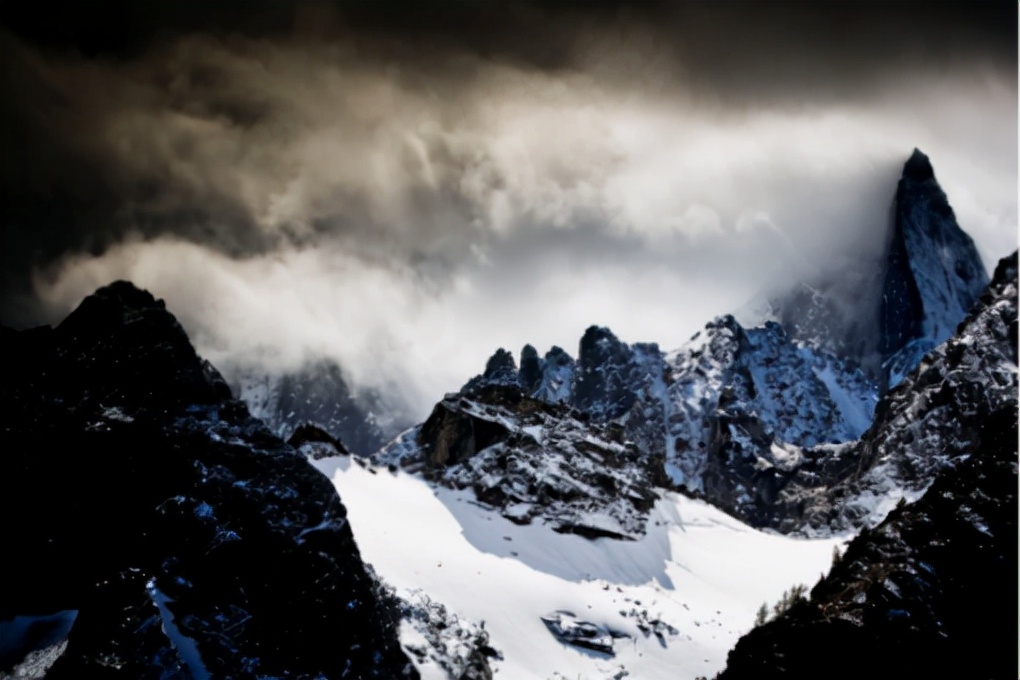 始祖鸟户外男鞋最新款,始祖鸟户外高端系列
