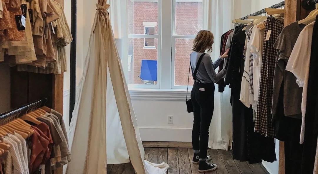 独自逛街独自买单,独自一人逛街好无聊