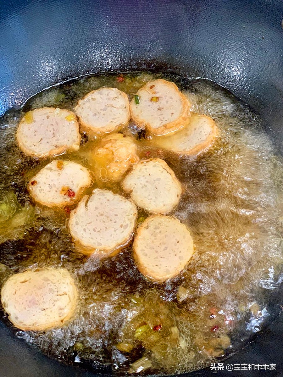 特色美食鸡蛋粉皮,陕南小吃鸡蛋皮