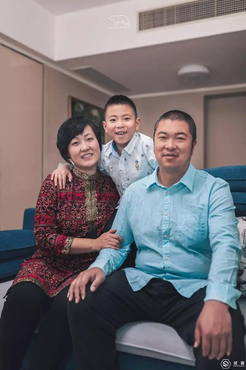 横向新春全家福照片模板直接套用,2022年新春全家福拍摄方案