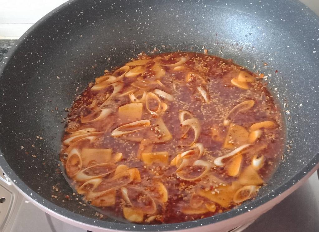 正宗的辣椒油做法和配方,正宗辣椒油的做法与配方