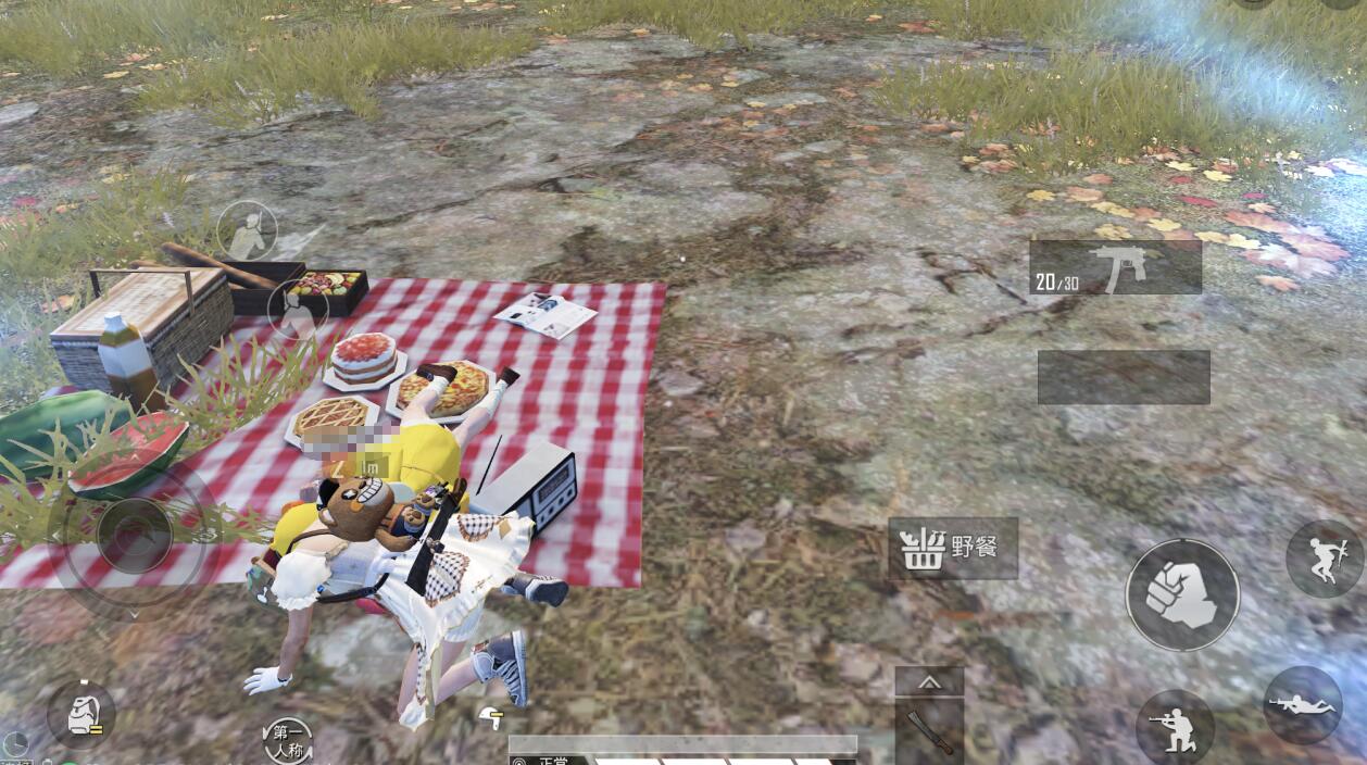 “吃鸡”必须的撩妹技巧，想亲女友，这几个动作必须要有