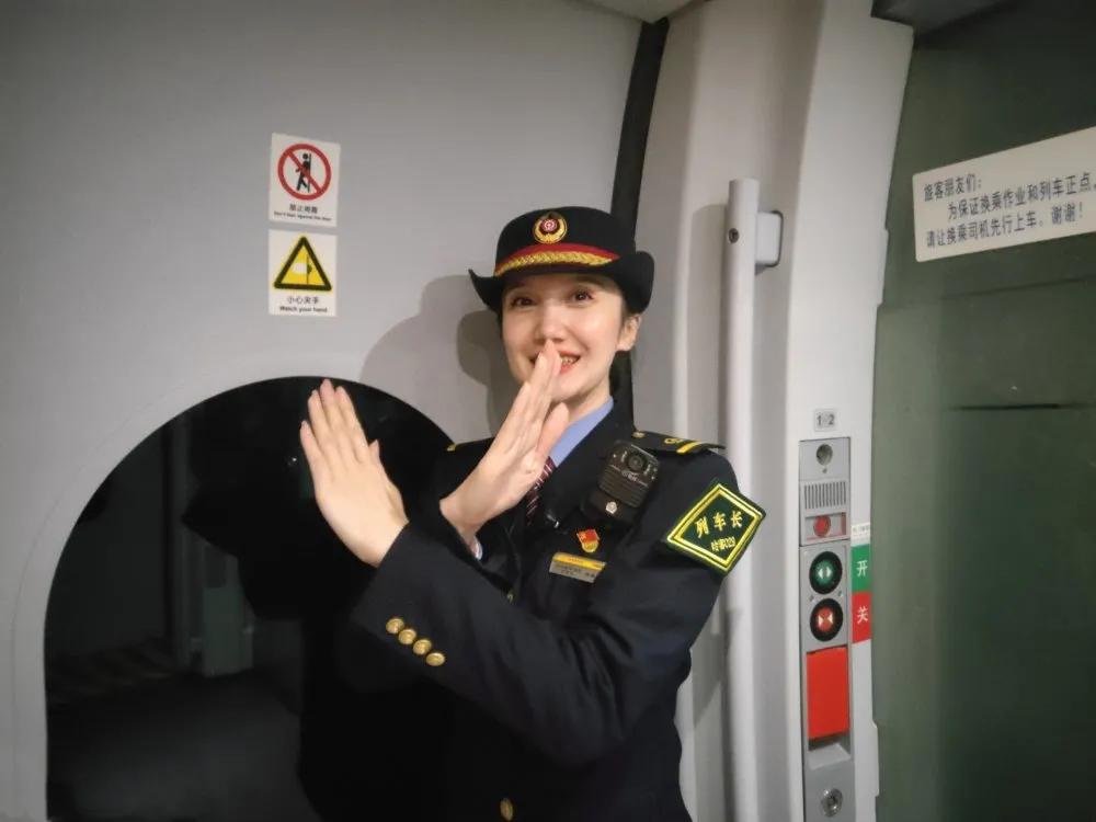 高铁上什么物品不能碰,高铁上有什么设施