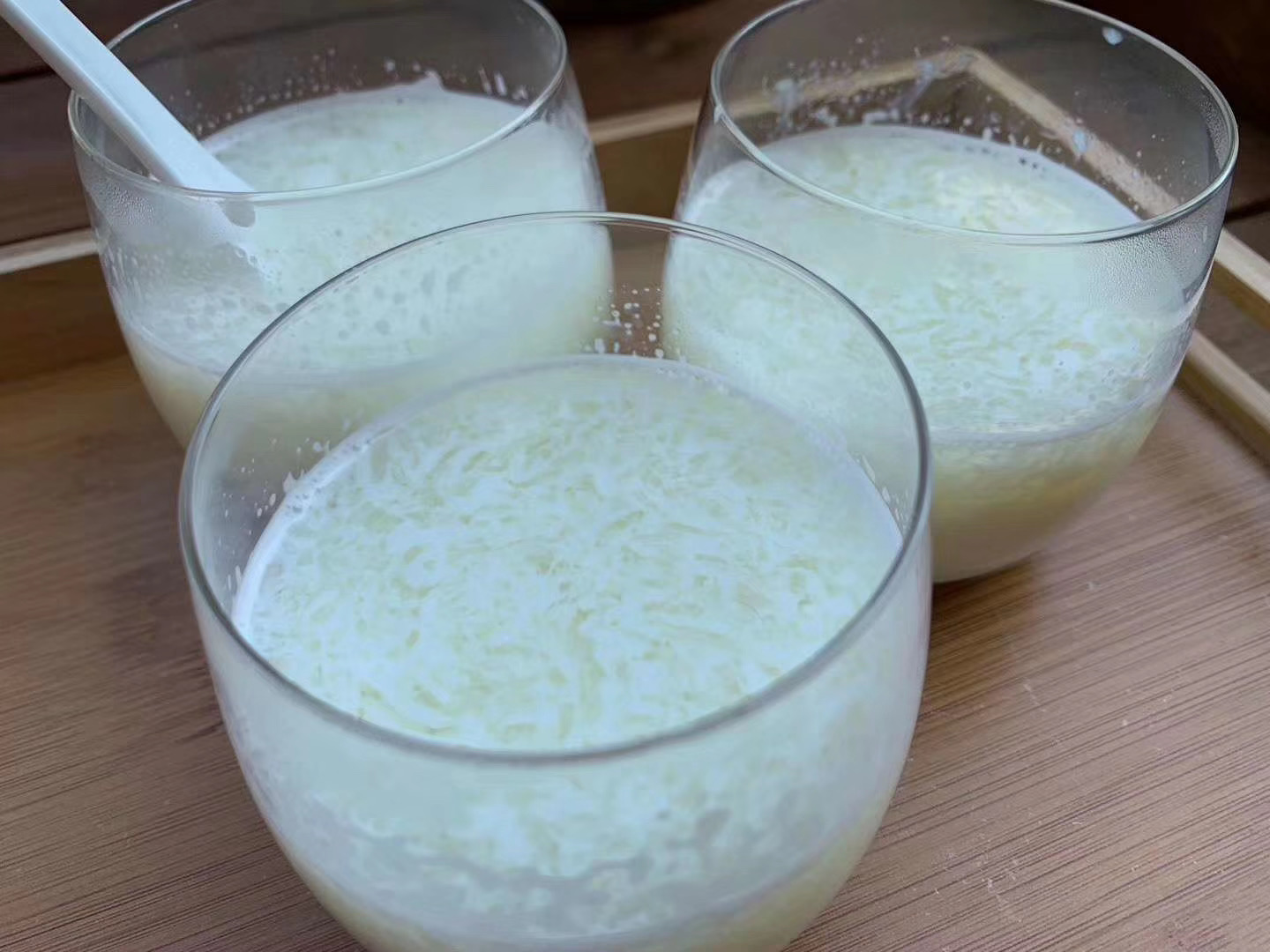 牛奶燕窝的正确炖法和吃法,牛奶和燕窝一起炖好还是分开好