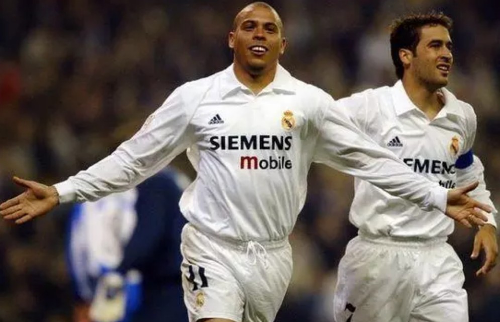 足球名人堂:罗纳尔多