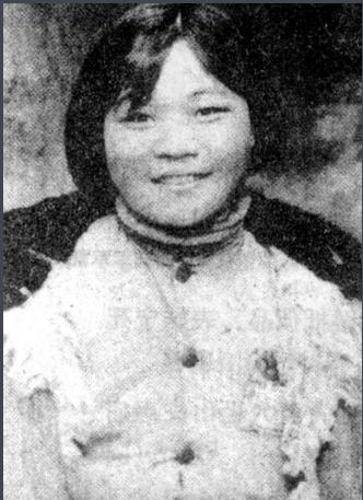 开国元帅当中,唯有他没有子女,初恋跳崖自尽,两场婚姻甚是坎坷