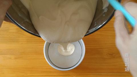 做戚风蛋糕不塌陷的秘诀是啥,戚风蛋糕如何做到不塌陷