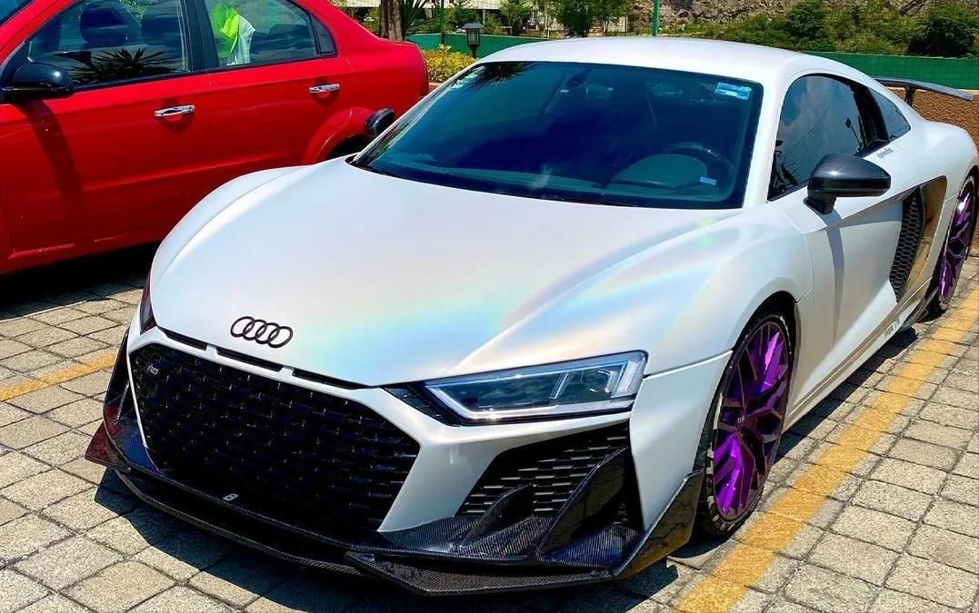 奥迪r8碳纤维车体,碳纤维奥迪r8