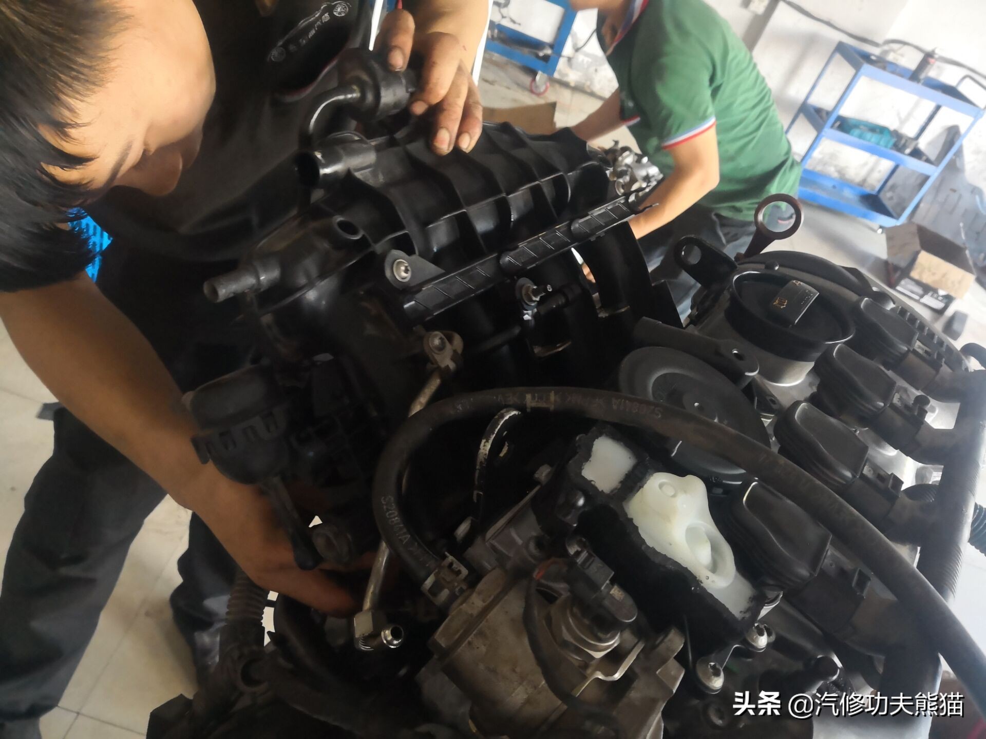 大众夏朗2.0t三代烧机油解决方法,大众夏朗1.8t烧机油