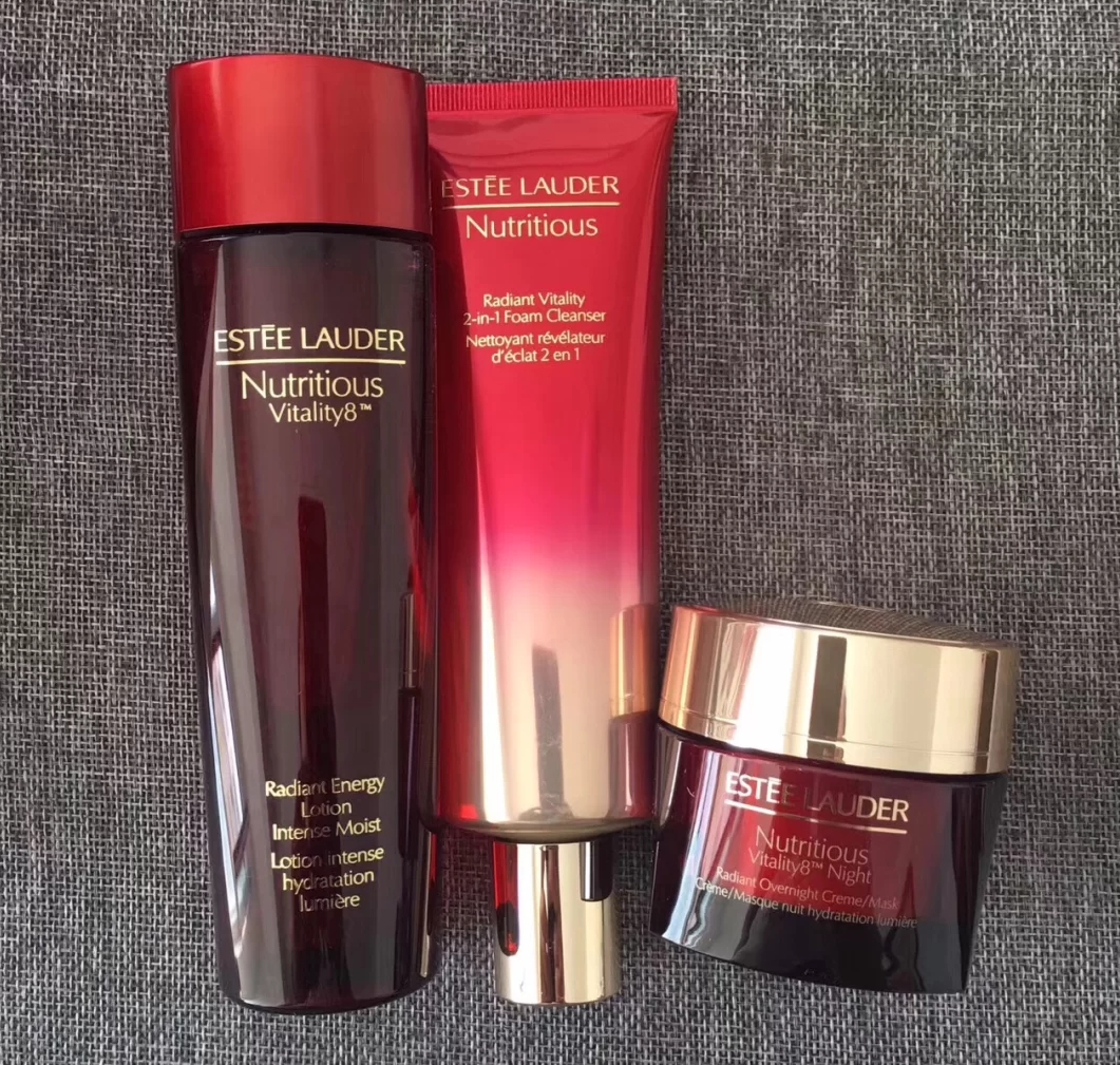 40岁女人护肤水哪个好,40岁女人适合哪种水乳护肤