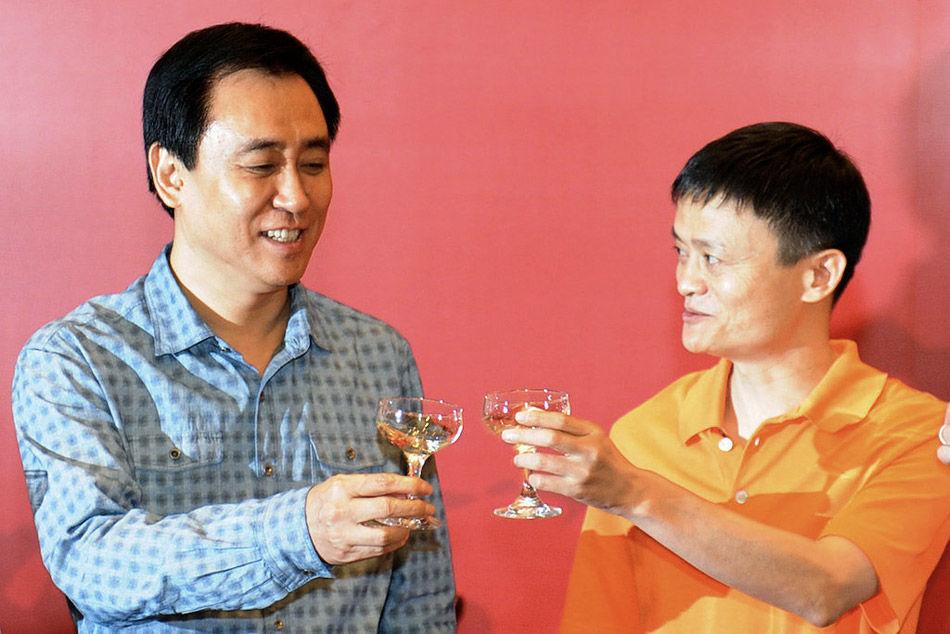 许家印首富的寒冬,许家印极寒之下试锋芒