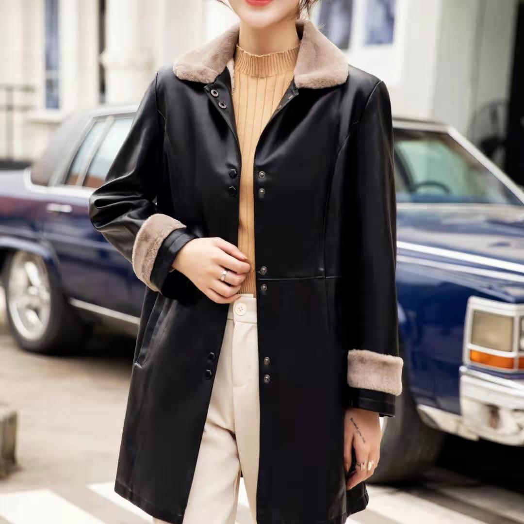 中年女装妈妈款冬装真皮大衣,中年妇女中长款外套皮衣带绒