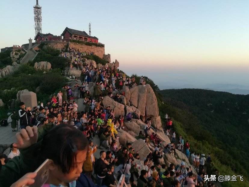 泰山之巅玉皇顶,泰山之顶玉皇顶