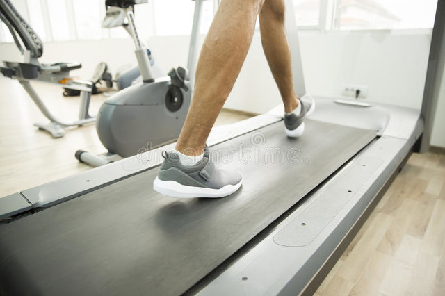 如何14天练出完美小腿,怎么练成小腿细长