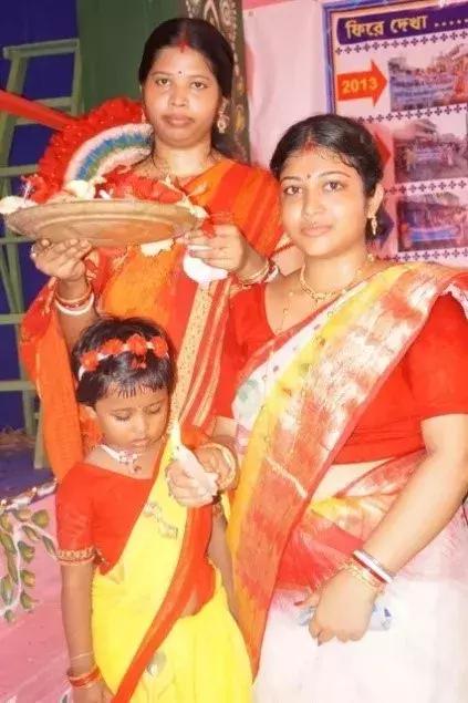 外交官夫人看印度：以白为美印度小伙很爱中国美女