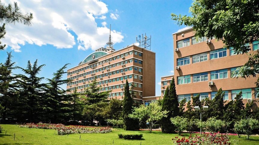 因为热爱所以执着努力学习,因为热爱所以执着做教育