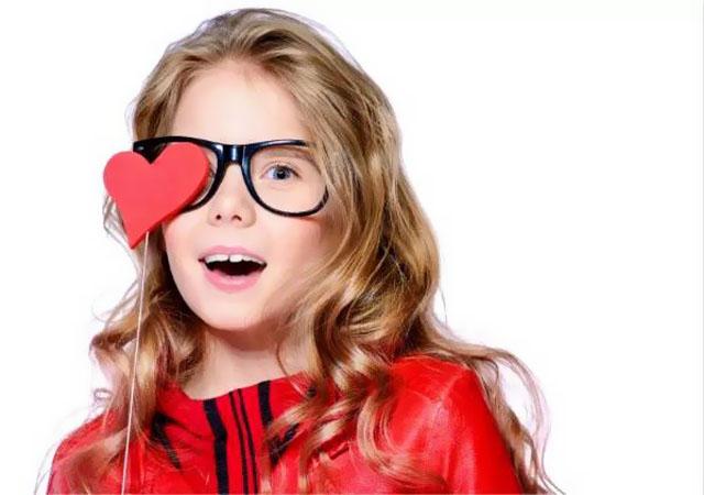 远视眼怎么做能彻底治愈,远视眼恢复最简单方法24岁