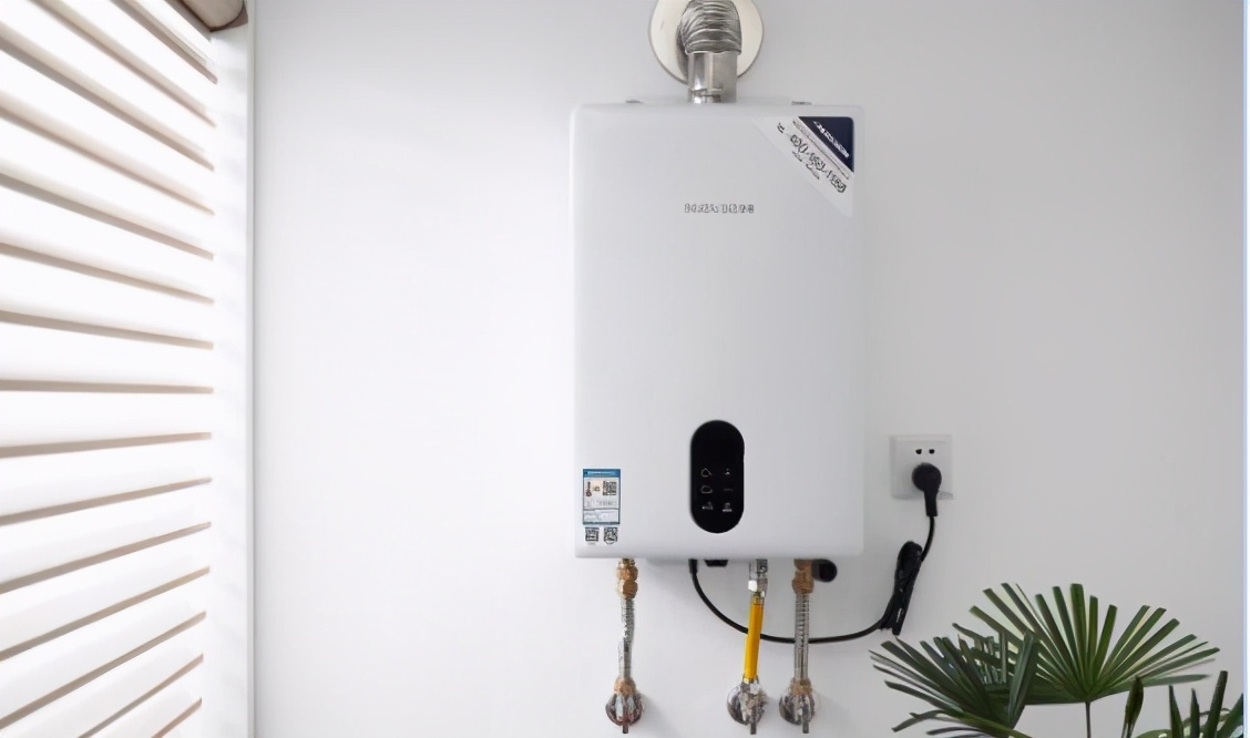 家用燃气热水器选哪个品牌比较好,热水器品牌推荐性价比高的热水器