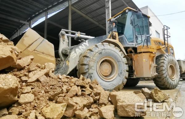 三一装载机品质,三一重工装载机946