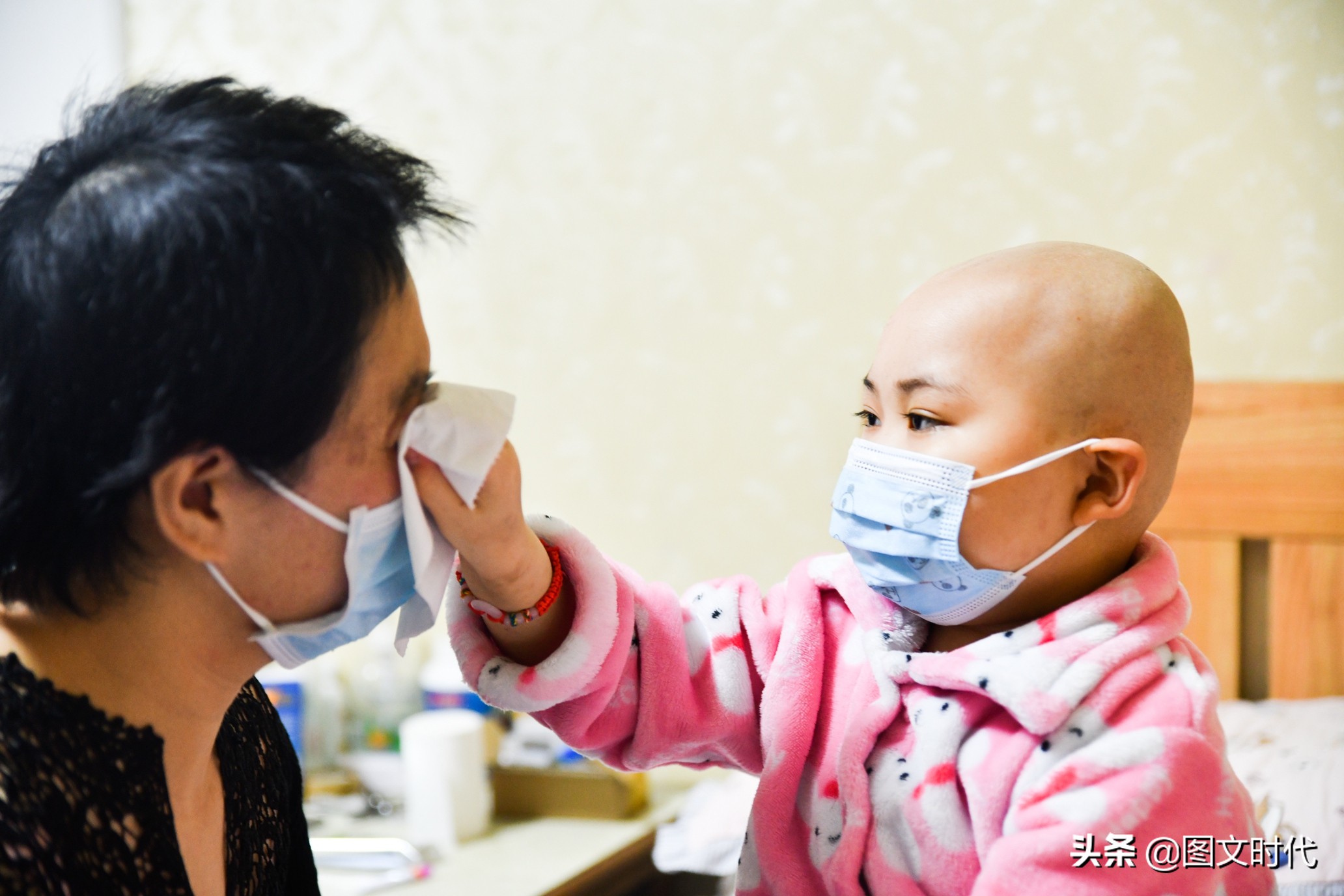 女孩患“鼻炎”倾家荡产未治愈，太奶奶遗言：我去阎王那里争二宝