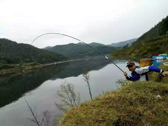 钓鱼人小马哥饵料,钓鱼民间高手专用饵料