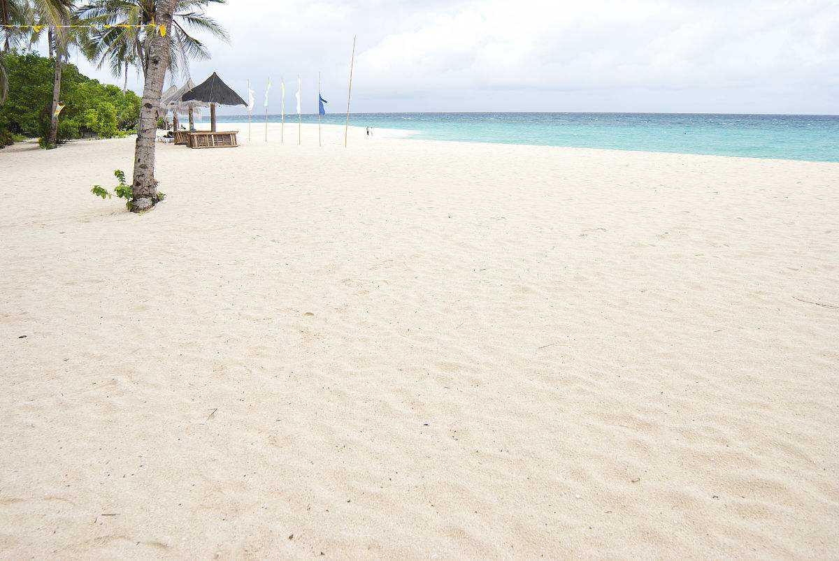 鲜为人知的美丽海滩,漫步迷人的海滩令人心旷神怡