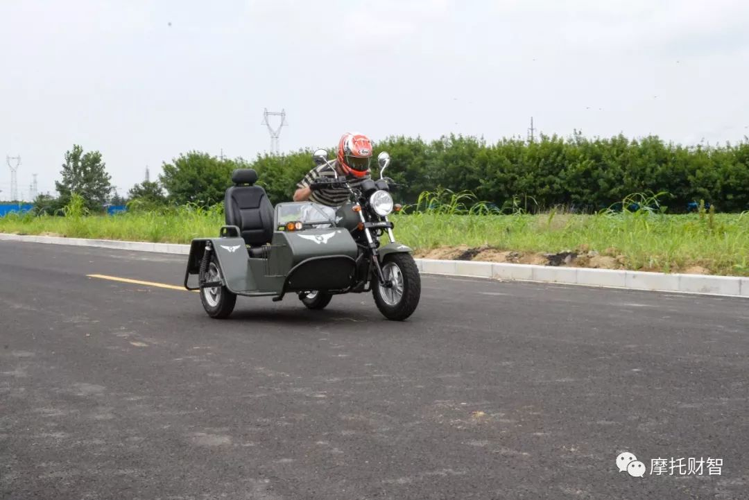 银钢巡逻者300边三轮价格,银钢巡逻者200边三轮