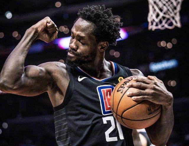 疯狗贝弗利防守杜兰特,贝弗利挑衅詹姆斯惨遭无视