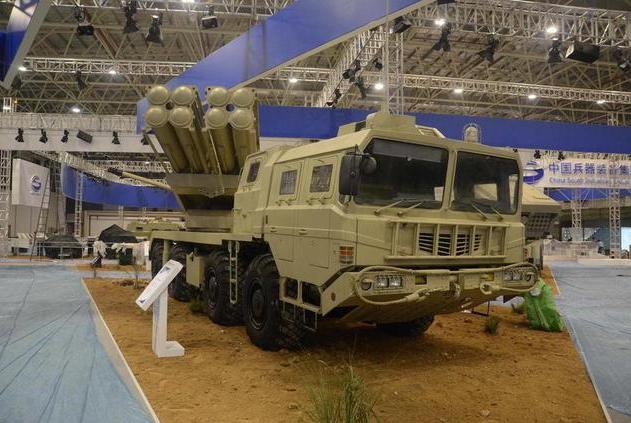 卫士2d火箭炮400公里得飞多久,191型火箭炮和卫士2d哪个厉害