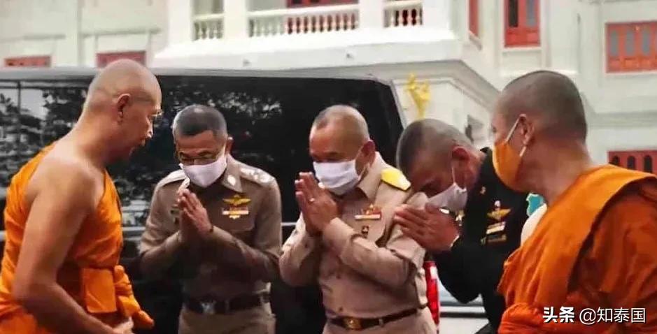 泰国警方要小费,泰国警察要小费