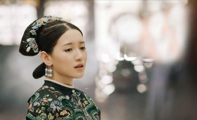 乾隆给儿子赏赐了一个人，儿子最初不高兴，后来发生了变化