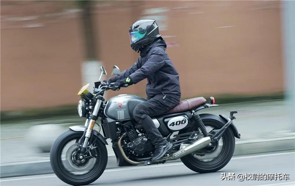 赛科龙re3英伦复古车,赛科龙复古re32020款