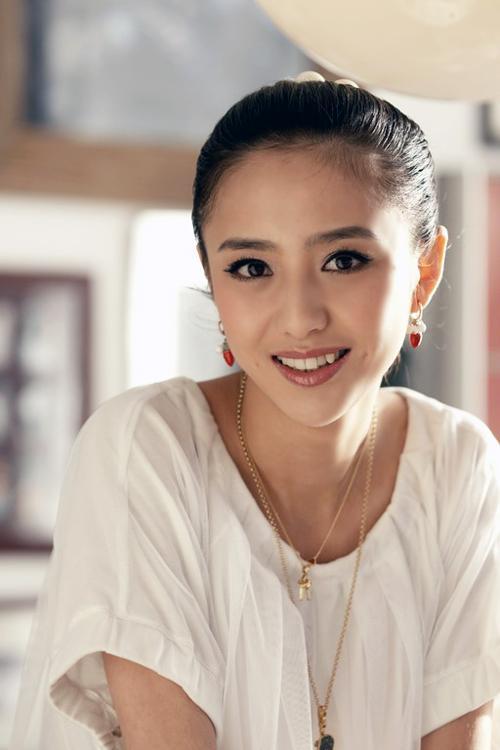 嫁给男导演的她们,为何如此纵容老公?