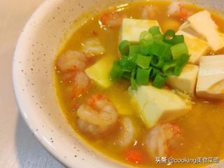 蟹黄豆腐汤的正确做法,蟹黄豆腐煲做法
